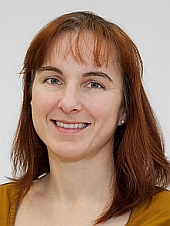 Dr. Martina Adler
